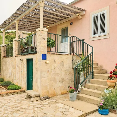 Teuta House In National Park Apartamento