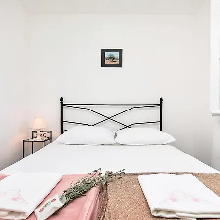 Apartamento Teuta House In National Park