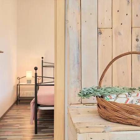 Teuta House In National Park Apartamento Goveđari