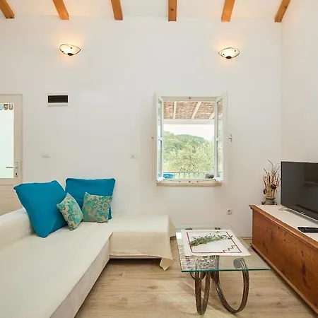 Teuta House In National Park Apartamento *