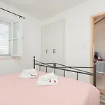 Teuta House In National Park Apartament *