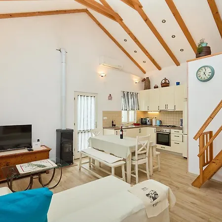 Teuta House In National Park アパート *