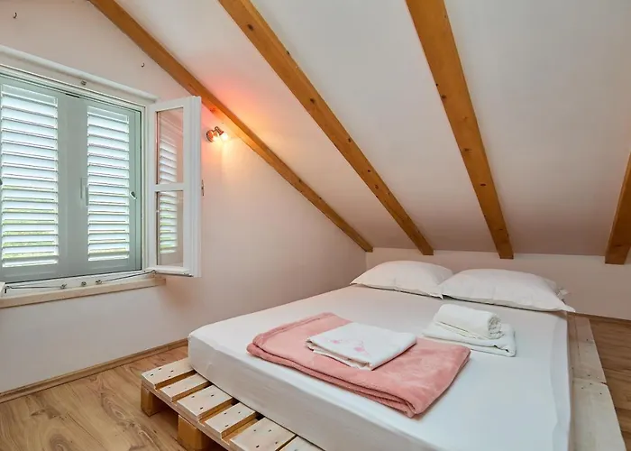 Teuta House In National Park